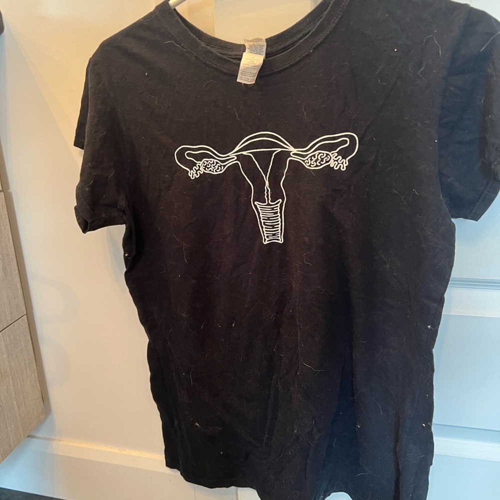 Uterus tee